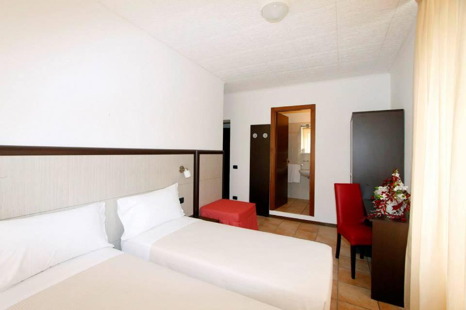 Albergo Maccagno Kültér fotó