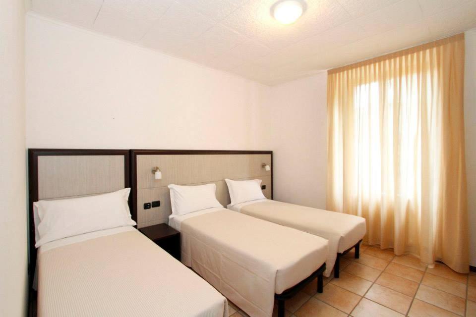Albergo Maccagno Kültér fotó