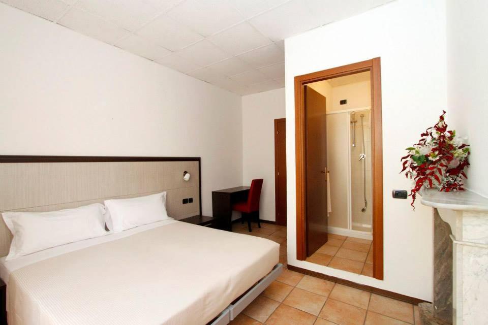 Albergo Maccagno Kültér fotó